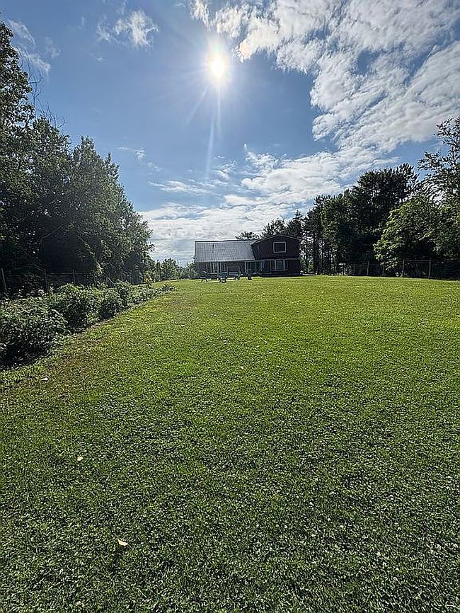 Photo of 7574 Lakeshore Rd, Lexington, MI