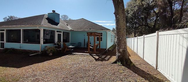 Image of 6 Lake Ellen Cir