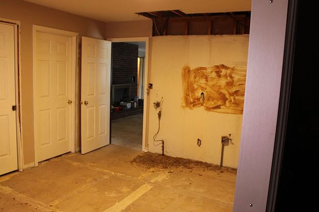 Additional photo 2 of property located at 404 Hardy Ln