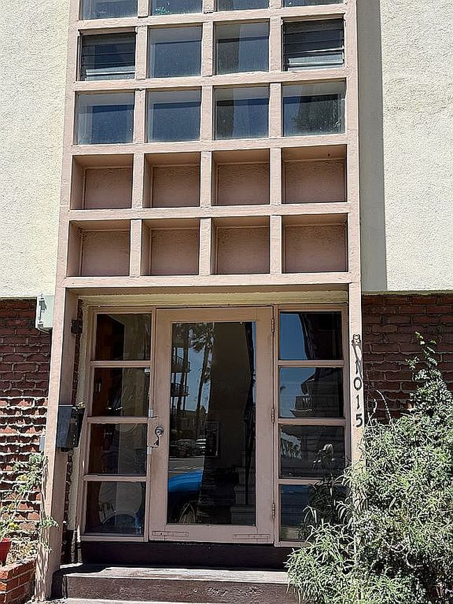 Photo of 1015 E Ocean Blvd Unit 6, Long Beach, CA