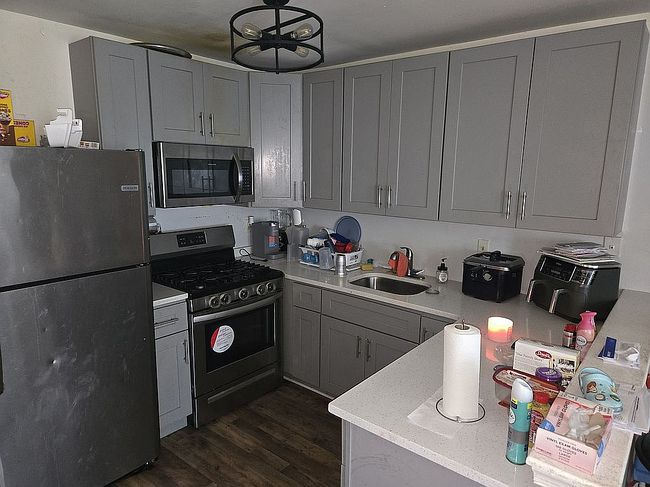 Additional photo 1 of property located at 1543 Holbrook St