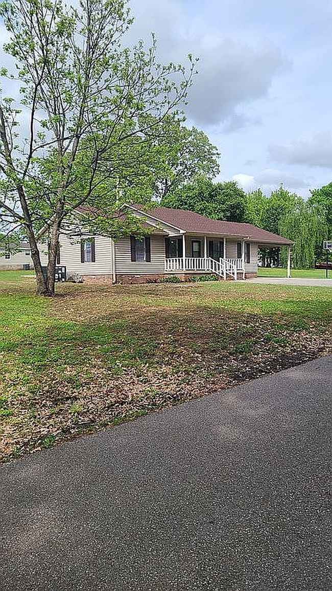 Photo of 365 Carter St, Alamo, TN