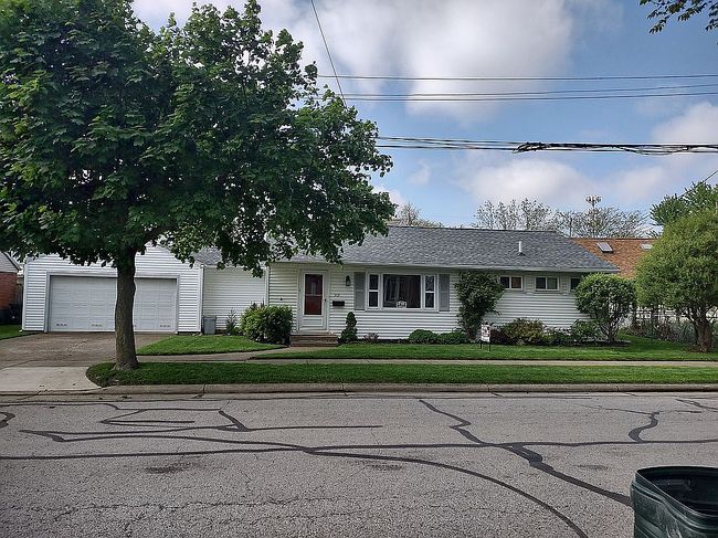 Image of 319 E. Parish St.