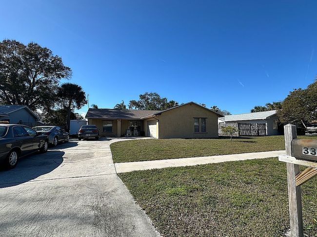 Image of 3352 Jay Tee Dr