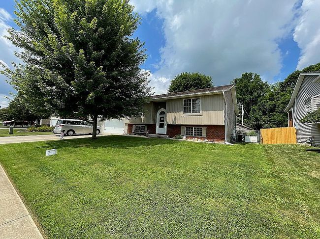 Photo of 787 Huntley Ave, Logan, OH