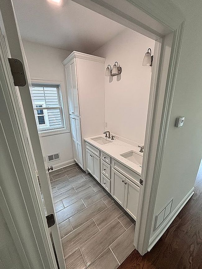 Photo of 18 Birdie Ln, Boonton, NJ