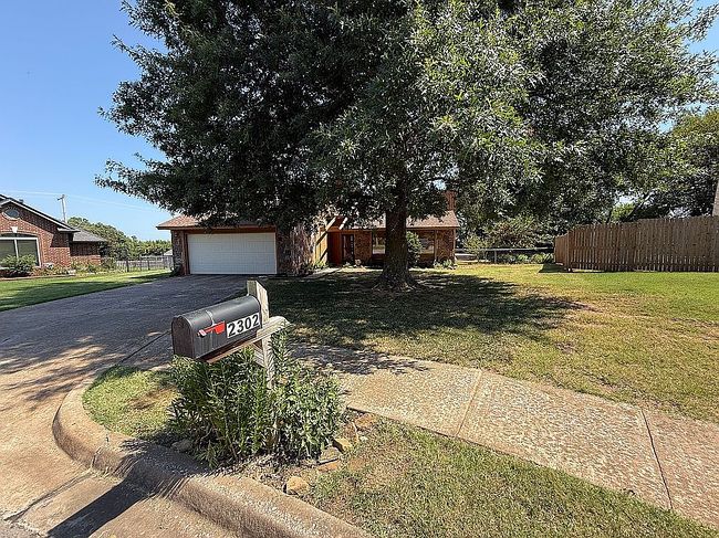 Preview of property located at 2302 Linfield Ct