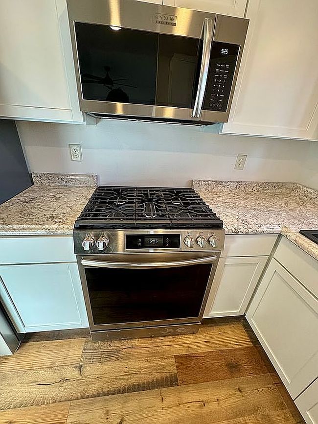 Image of 1119 4th St W