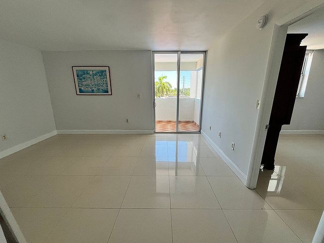 Additional photo 2 of property located at 5050 Nw 7th St