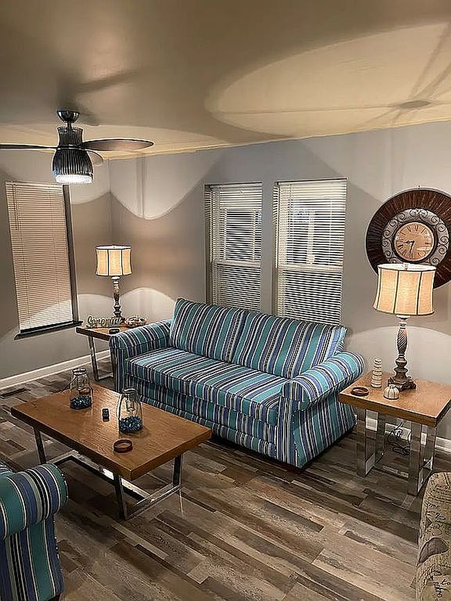 Image of 4111 Herring Ave #1 & 2