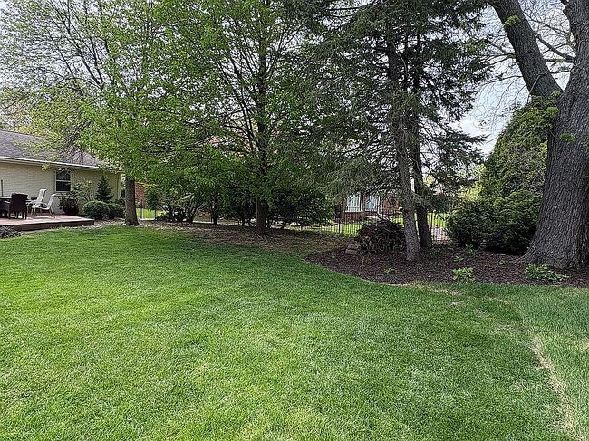 Photo of 129 W Coventry Ln, Peoria, IL