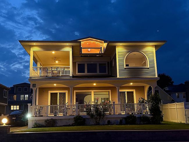 Photo of 40 Hawley Ave