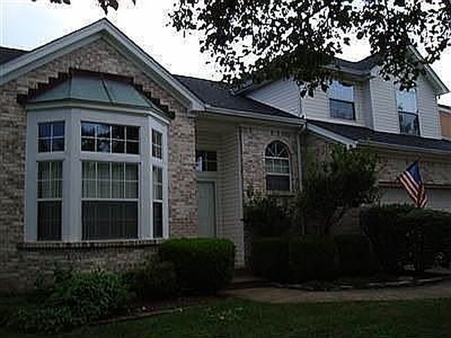 920 Quarter Horse Ct, Lexington, KY