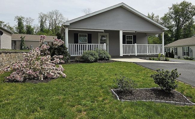 Image of 48 Michael Ct