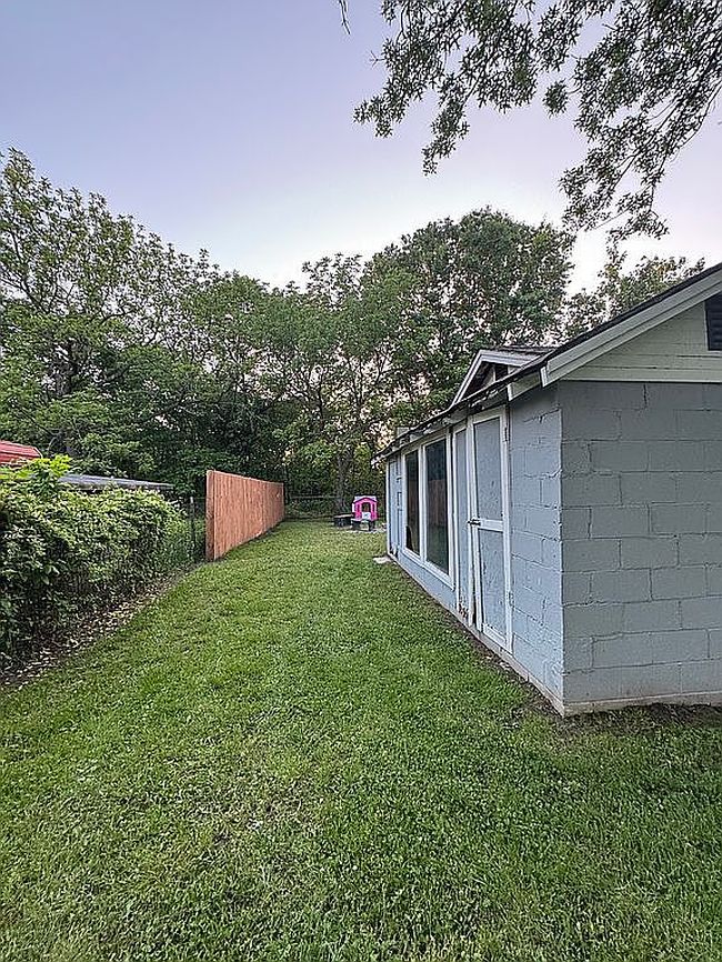 Photo of 1202 W Fountain Rd, Joplin, MO