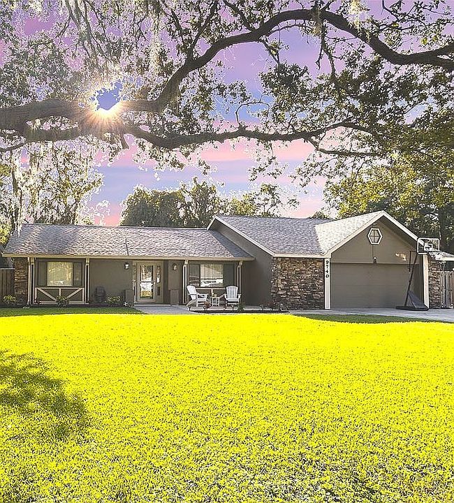 Photo of 9740 Fairway Cir, Leesburg, FL