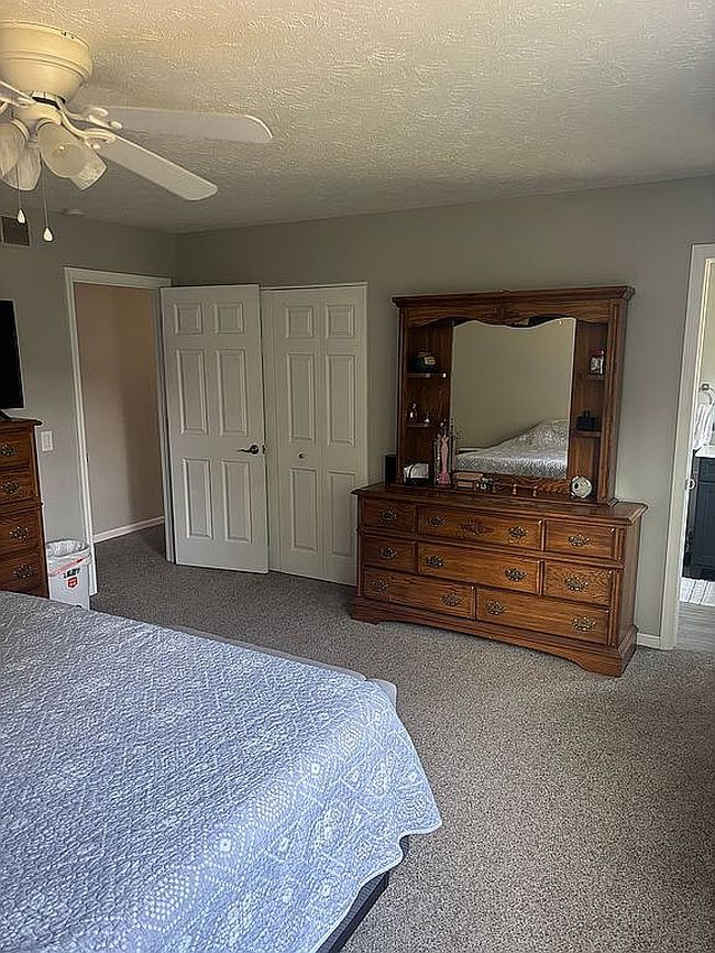 Photo of 6656 Avalon St Nw, Canton, OH