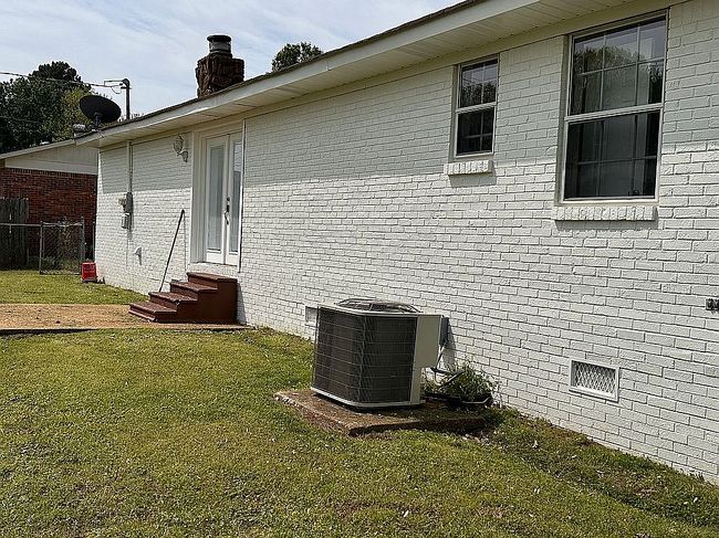 Image of 1103 Burroughs Ave