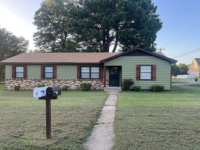 Photo of 4 Jefferson Dr, Charleston, AR