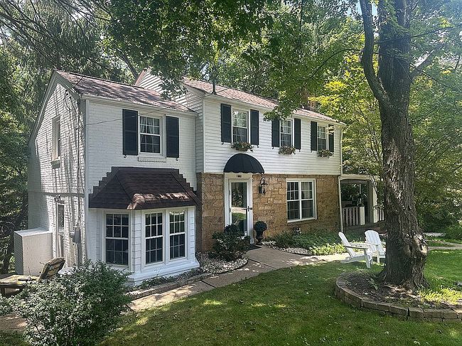 Photo of 161 Siebert Rd, Pittsburgh, PA