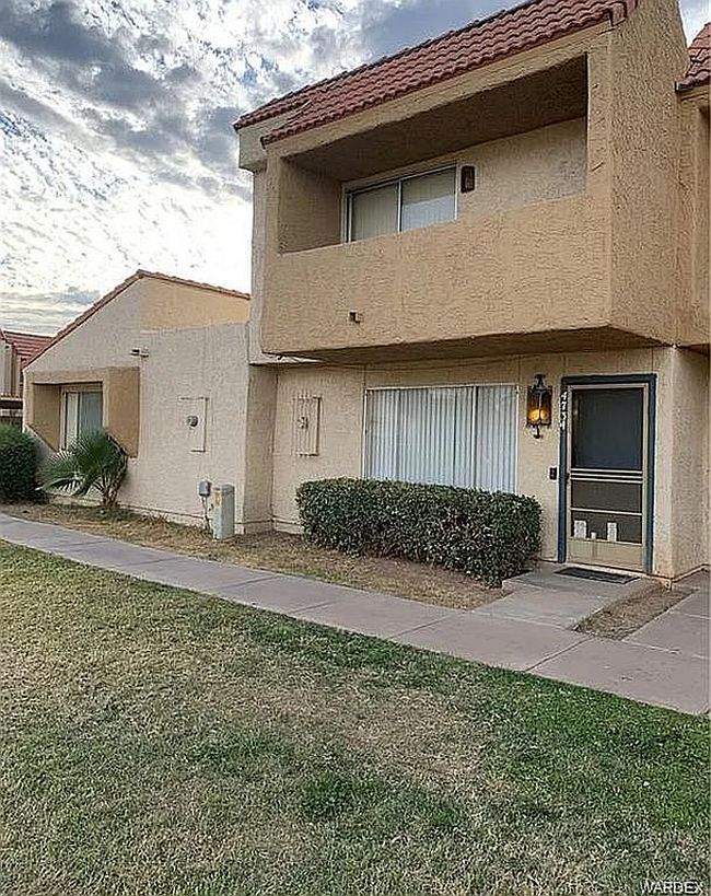 Image of 4734 W Rose Ln