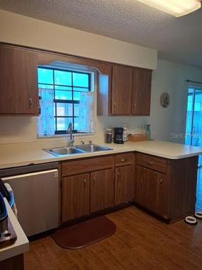 Image of 3400 Ne 43rd Pl