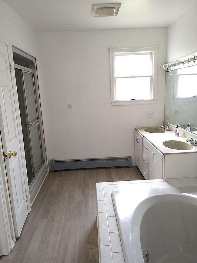Photo of 34 Fawn Dr, Dallas, PA