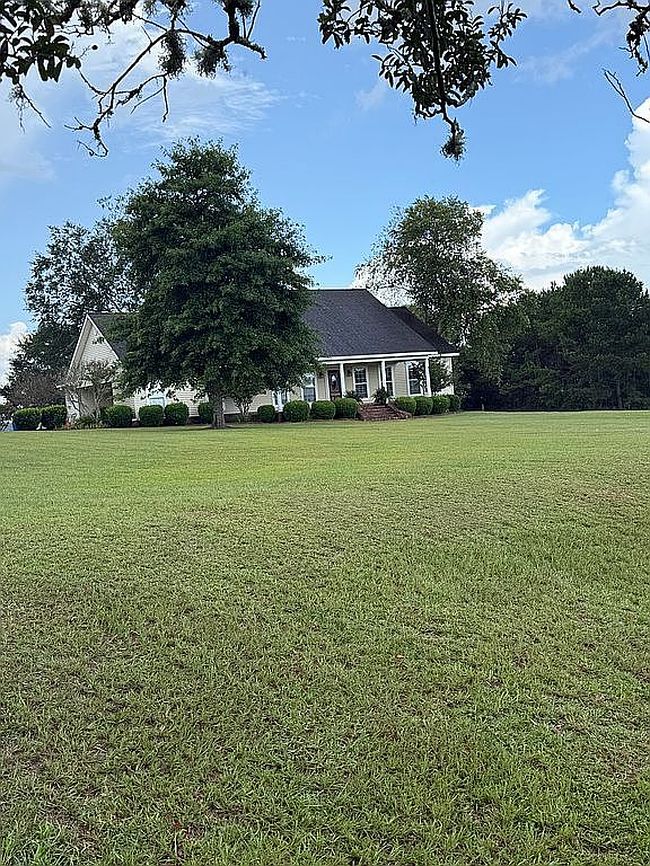 Photo of 25786 Shoemaker Rd, Andalusia, AL