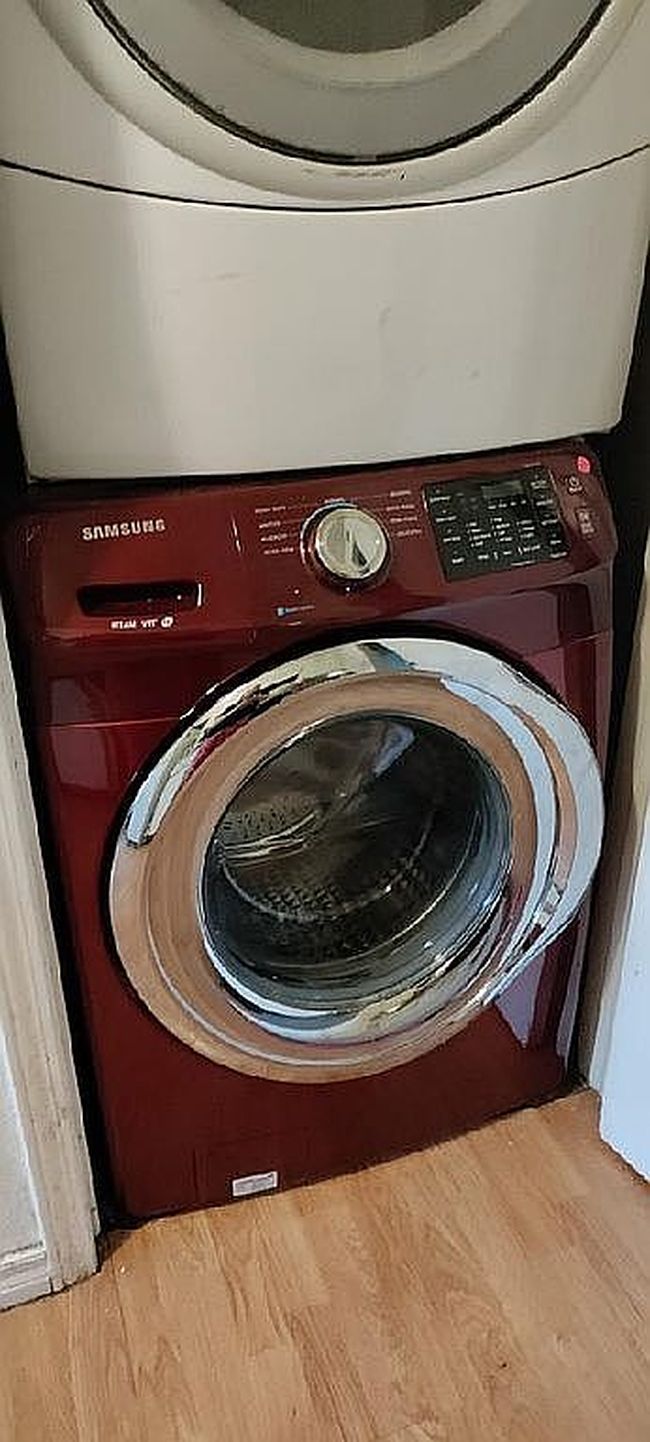 Additional photo 1 of property located at 1813 E Lindsey St Apt 4