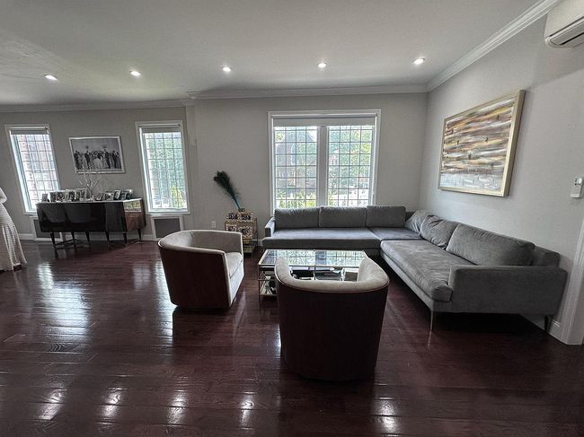 Photo of 629 E 8th St, Brooklyn, NY