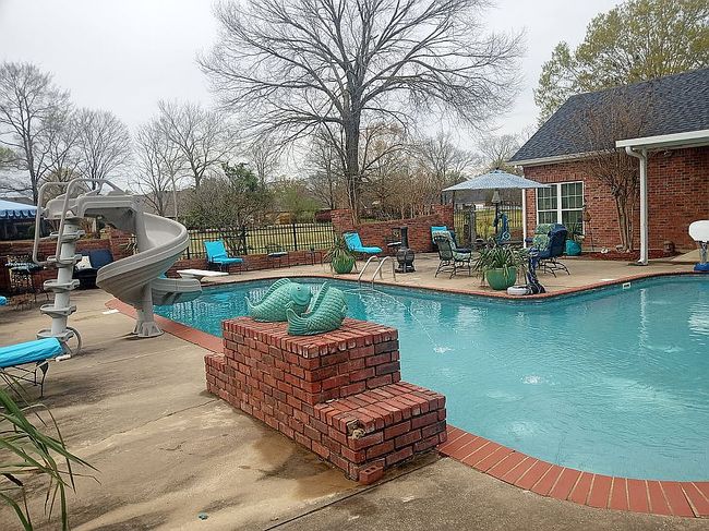 Photo of 130 E Frenchmans Bend Rd, Monroe, LA