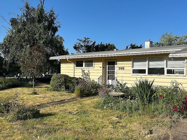 Preview of property located at 705 Broadway St Sw