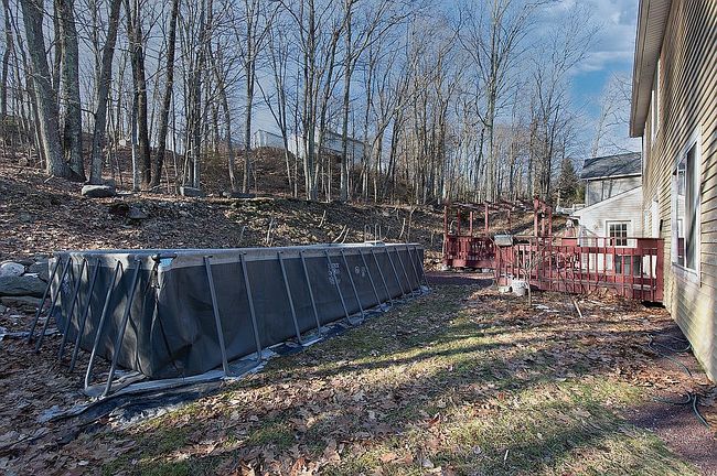 Photo of 27 Brunswick Dr, Mount Pocono, PA