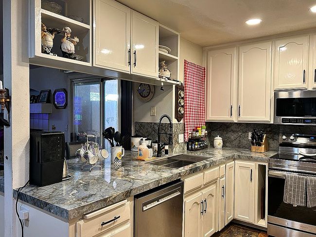 Photo of 5802 W Locust Ave, Fresno, CA
