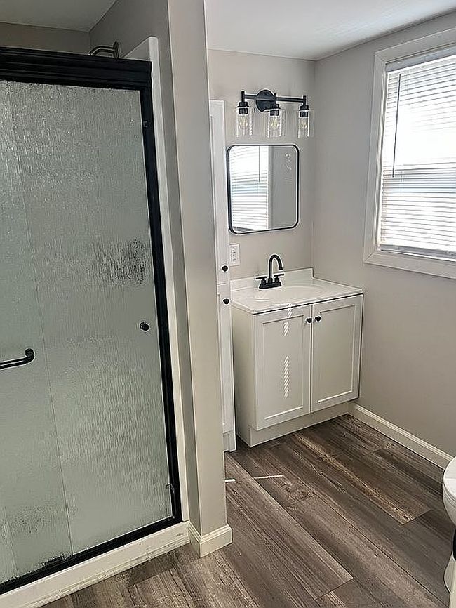 Image of 200 W 2nd Pl