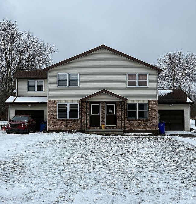 Photo of 1272 Cain Rd, Youngstown, NY