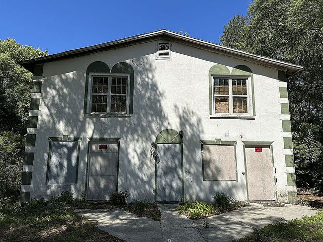 Preview of property located at 668 Ne 16th Ter