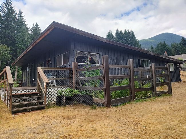 Photo of 0 Francis St, Packwood, WA