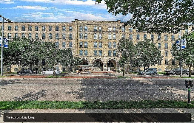 Additional photo 1 of property located at 940 Monroe Ave Nw Unit 218