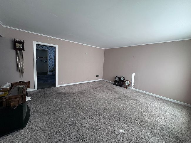 Photo of 7939 N Neva Ave, Niles, IL