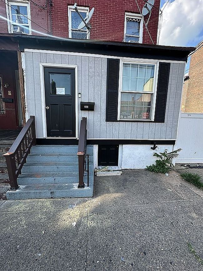 Photo of 162 Hamilton Ave, Trenton, NJ