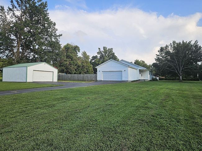 Photo of 13150 Reed Cemetery Rd