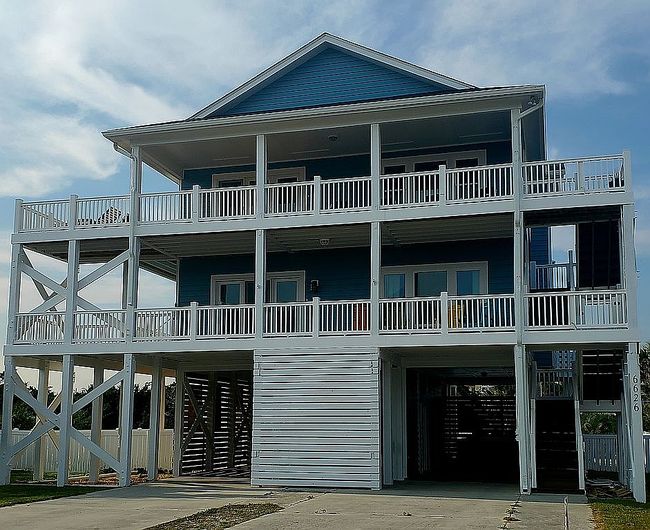 Image of 6626 W Beach Dr