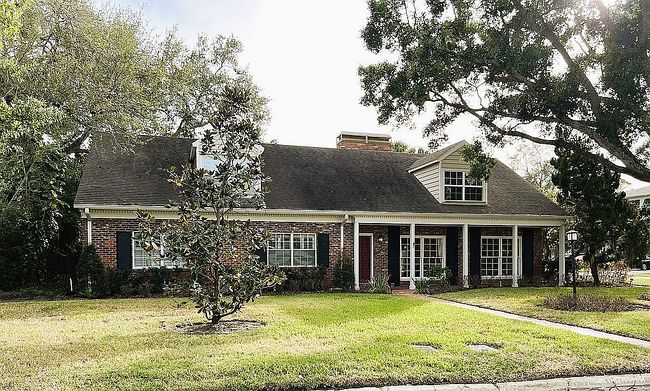 Preview of property located at 4808 W Longfellow Ave