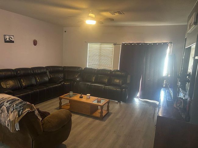 Image of 20902 E Frontier Rd