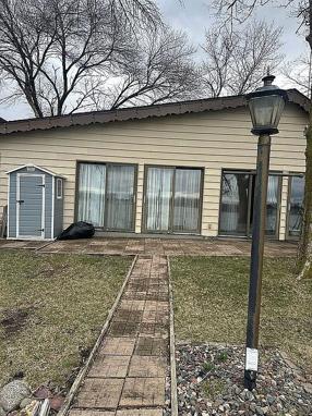Preview of property located at 7467 Twin Lakes Rd