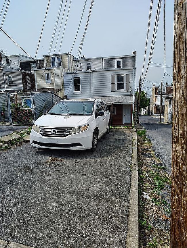 Photo of 614 W Greenleaf St, Allentown, PA