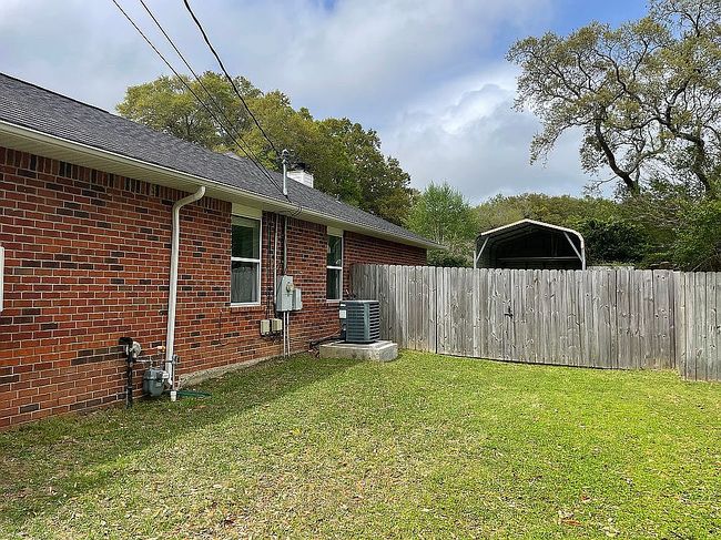 Image of 574 Ard Dr