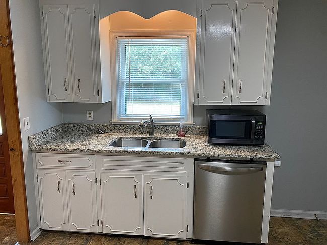 Photo of 349 Hobcaw Dr, Mount Pleasant, SC