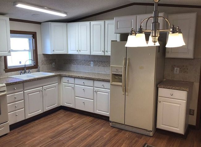 Additional photo 3 of property located at 5702 Angola Rd #53